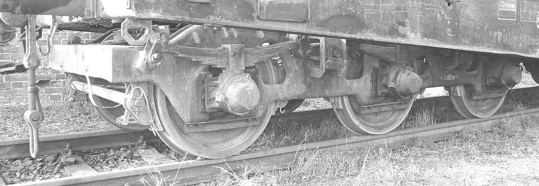 3-achsiges Pressblech-Drehgestell (Einheitsbauart), Hafenbahn Aken/Elbe, Wagen Nr. 20 ex 31 50 482 3 002-5; Foto: Matthias Palmer